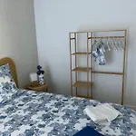 펜션 Loft En Bois Avec Terrasse Et Jardin A 라튀르발