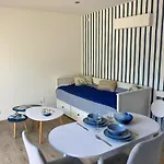 Loft En Bois Avec Terrasse Et Jardin A *
