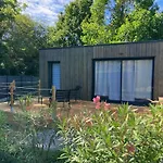 펜션 Loft En Bois Avec Terrasse Et Jardin A 라튀르발